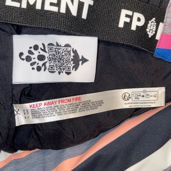 NEW Free People Movement Bunny Slope Floral Puffer Jacket Size Large - Picture 13 of 16